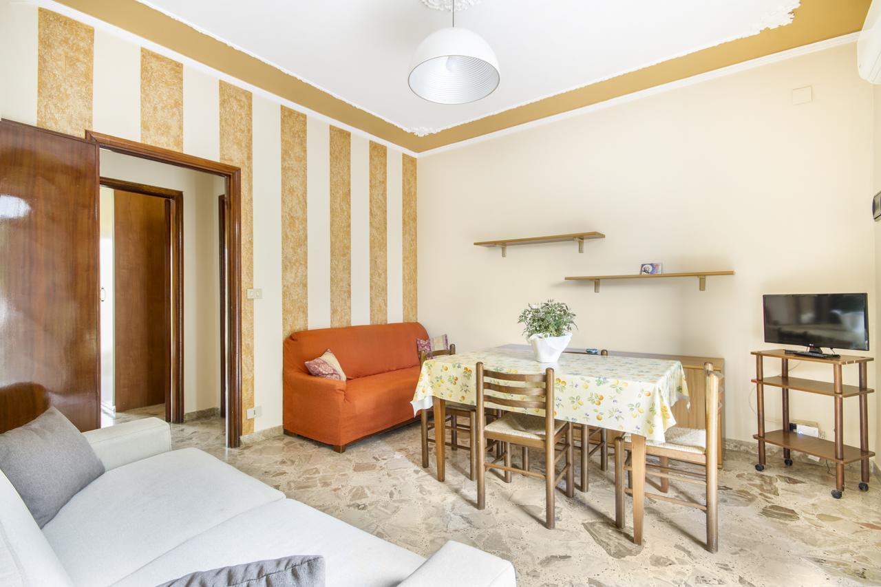 Casa Vacanza Paradise Vicino Cefalu Con Servizio Di Piscina A 3 Chilometri Leilighet Campofelice Di Roccella Eksteriør bilde